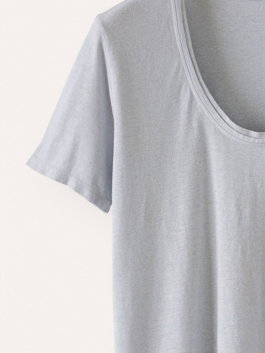 White Solid Round Neck Casual Blouse